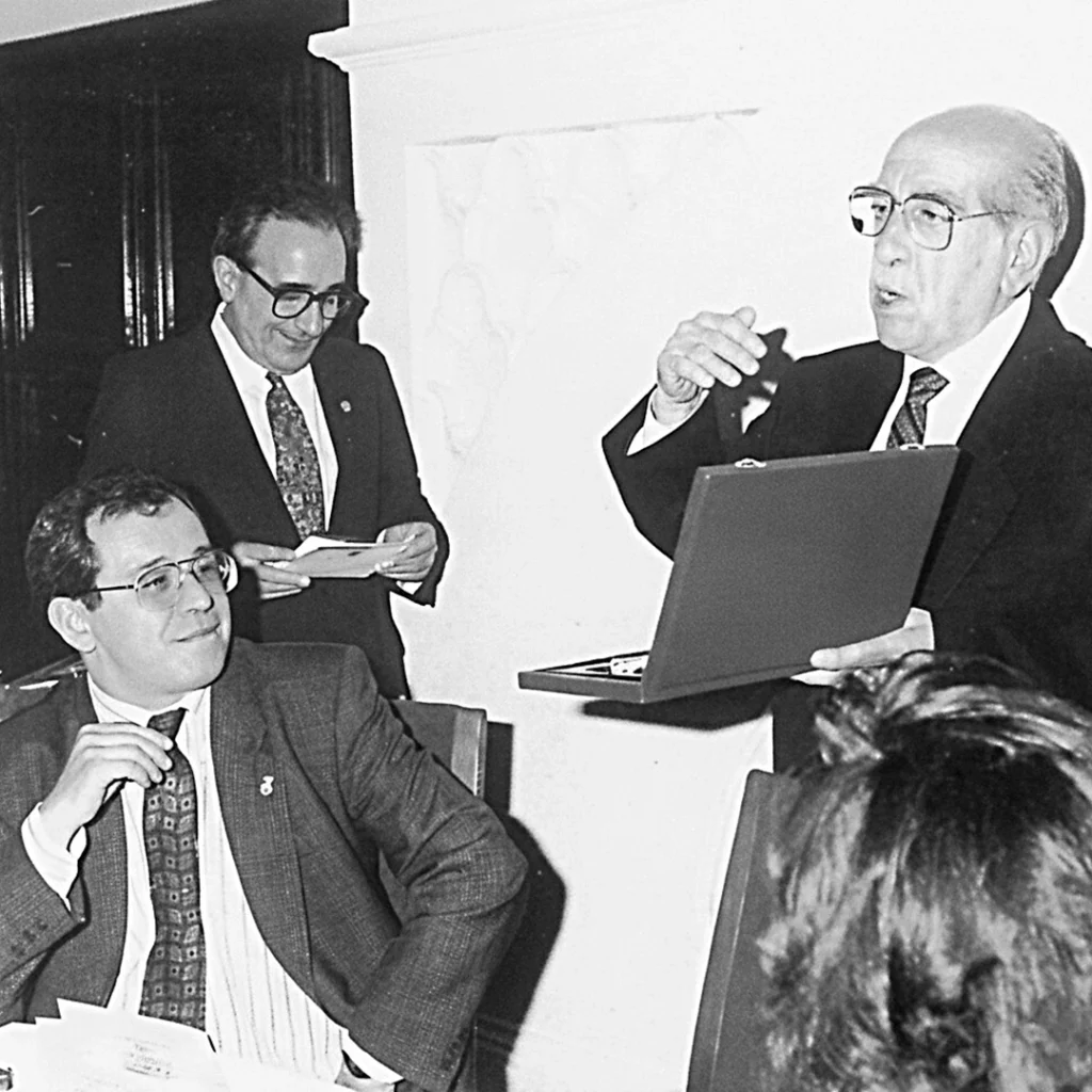 Institución Fernando el Católico (Zaragoza), 1992