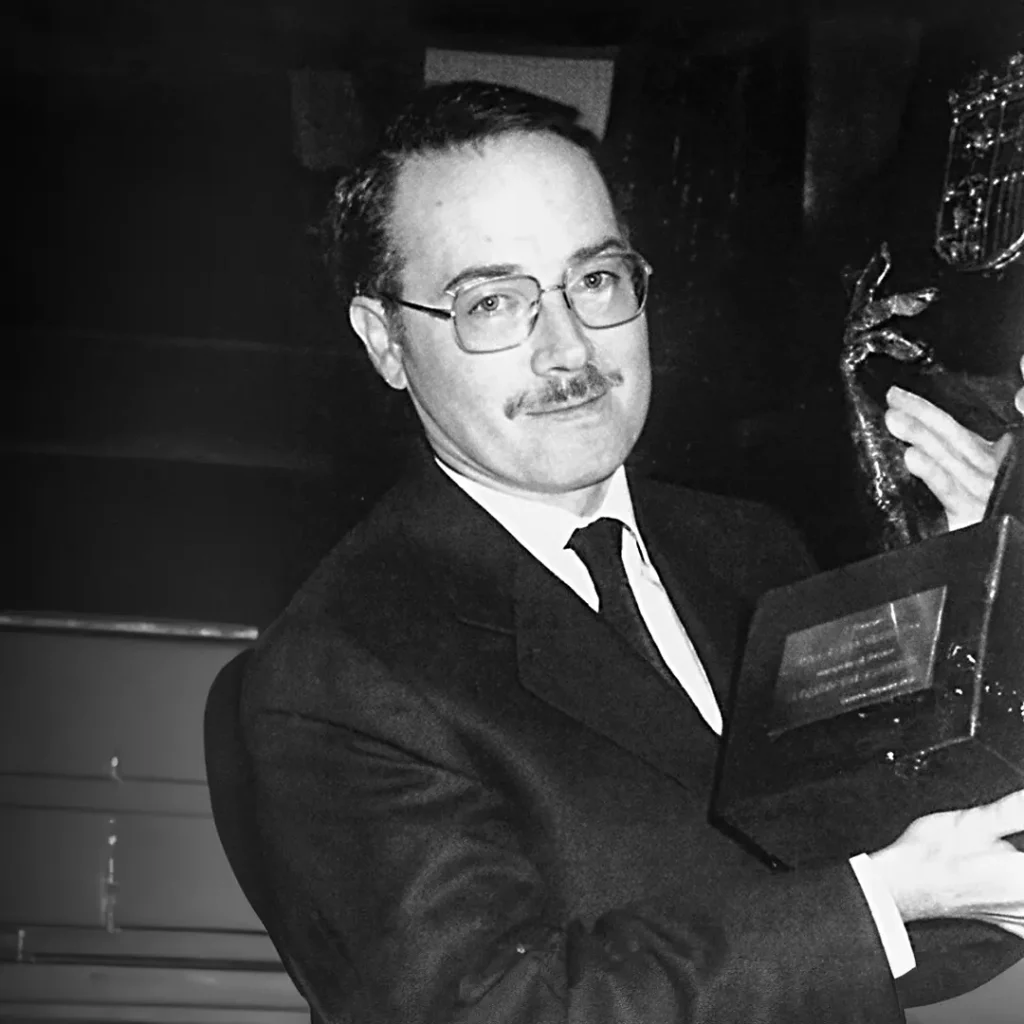 Carlos Val-Carreres Guinda (1989)